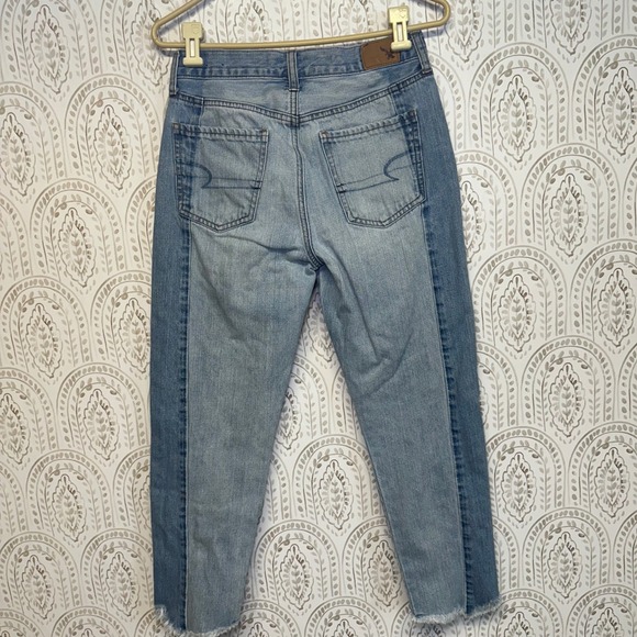 American Eagle Outfitters Vintage Mid Rise Colorblock Frayed Hem Jeans size 4 - Picture 2 of 13